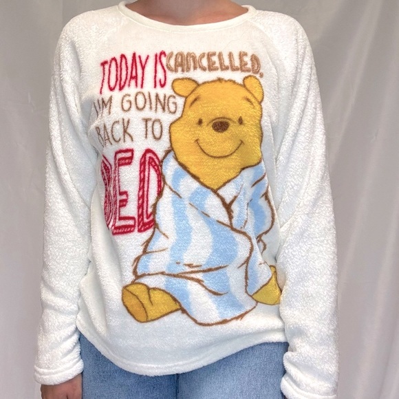 White Winnie the Pooh fuzzy Sweatshirt - Picture 1 of 7